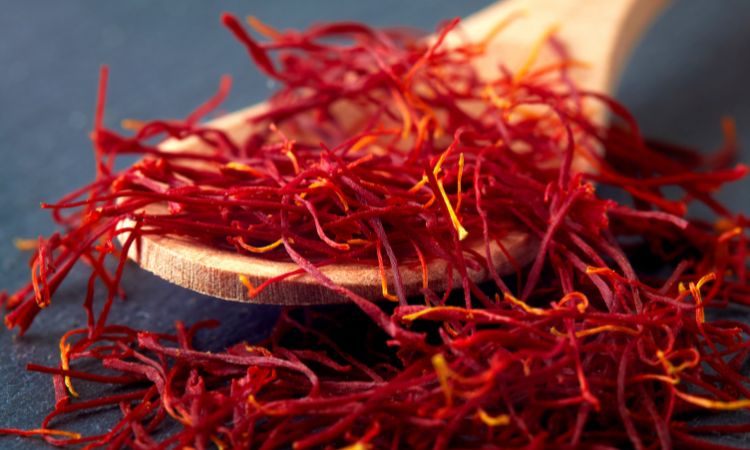 saffron-for-blemishes