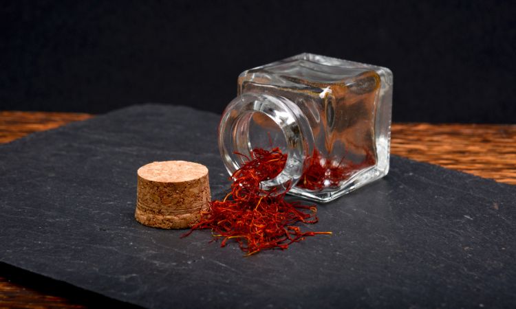 saffron-long-term-storage